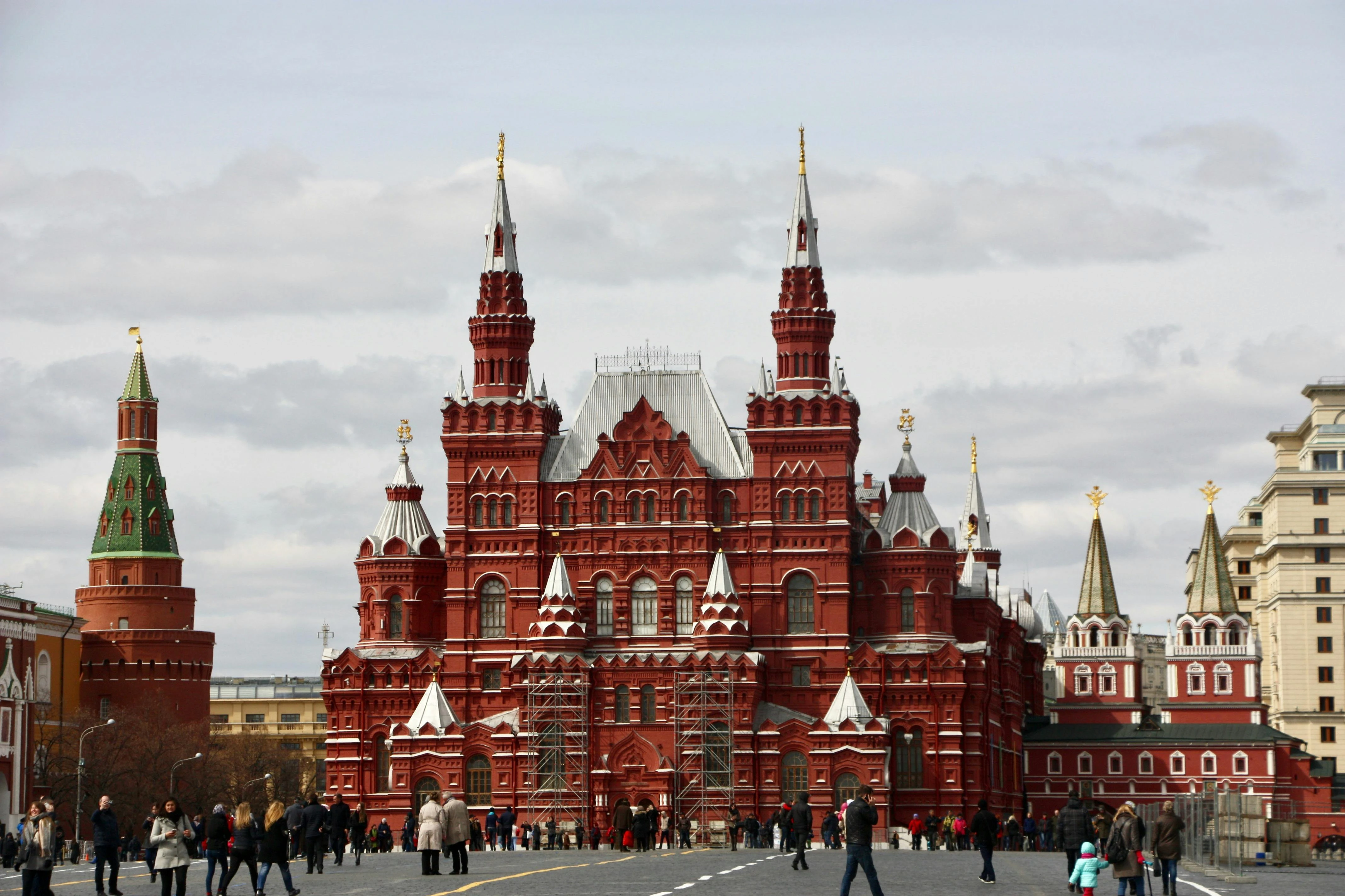 Why Russian Handwriting Looks So Different (And How to Read It)