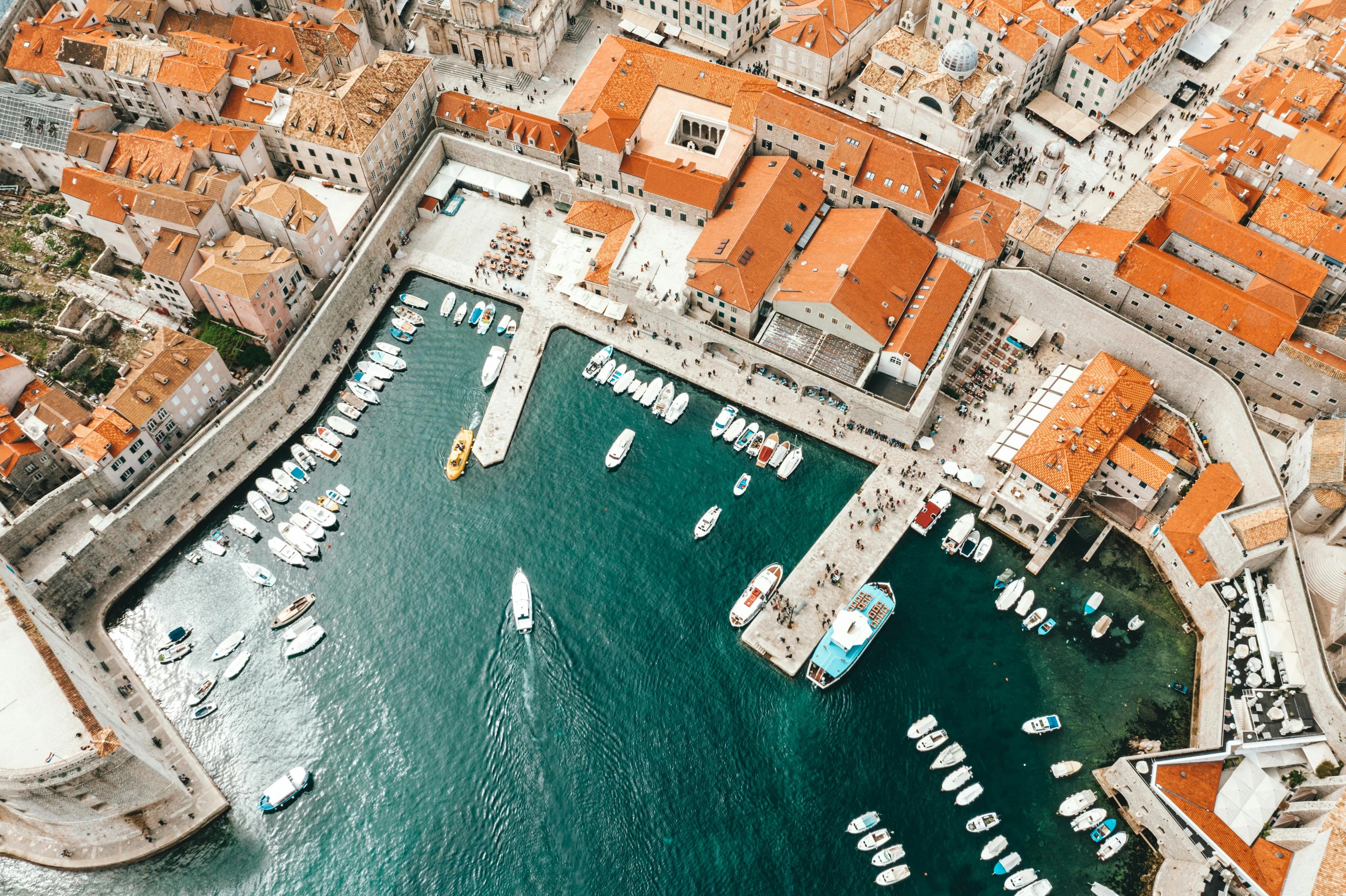 Preview for Survival Croatian: Essential Phrases for Emergency Situations