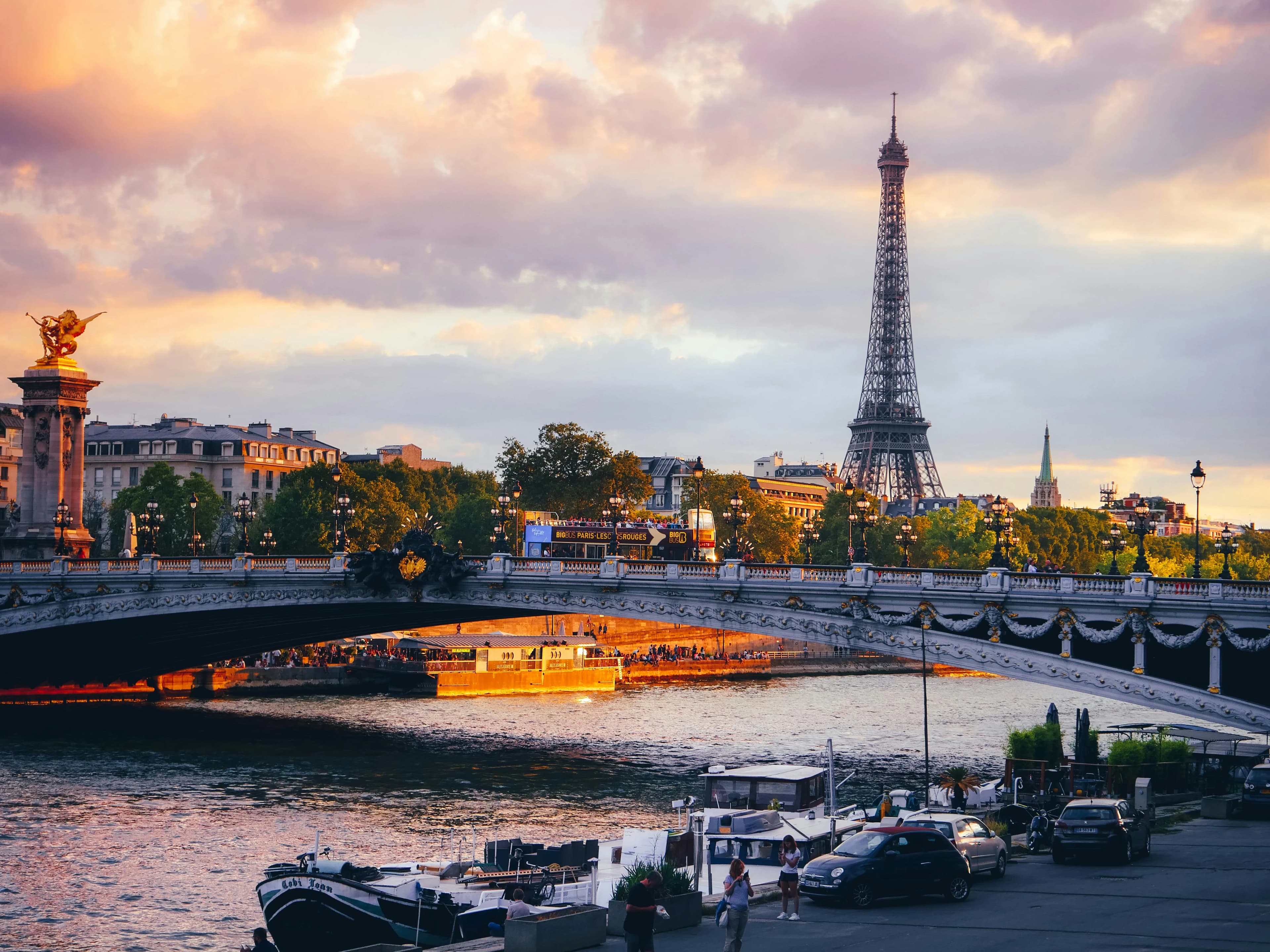 Preview for 15 Essential French Insults: How to Use Them Without Offending